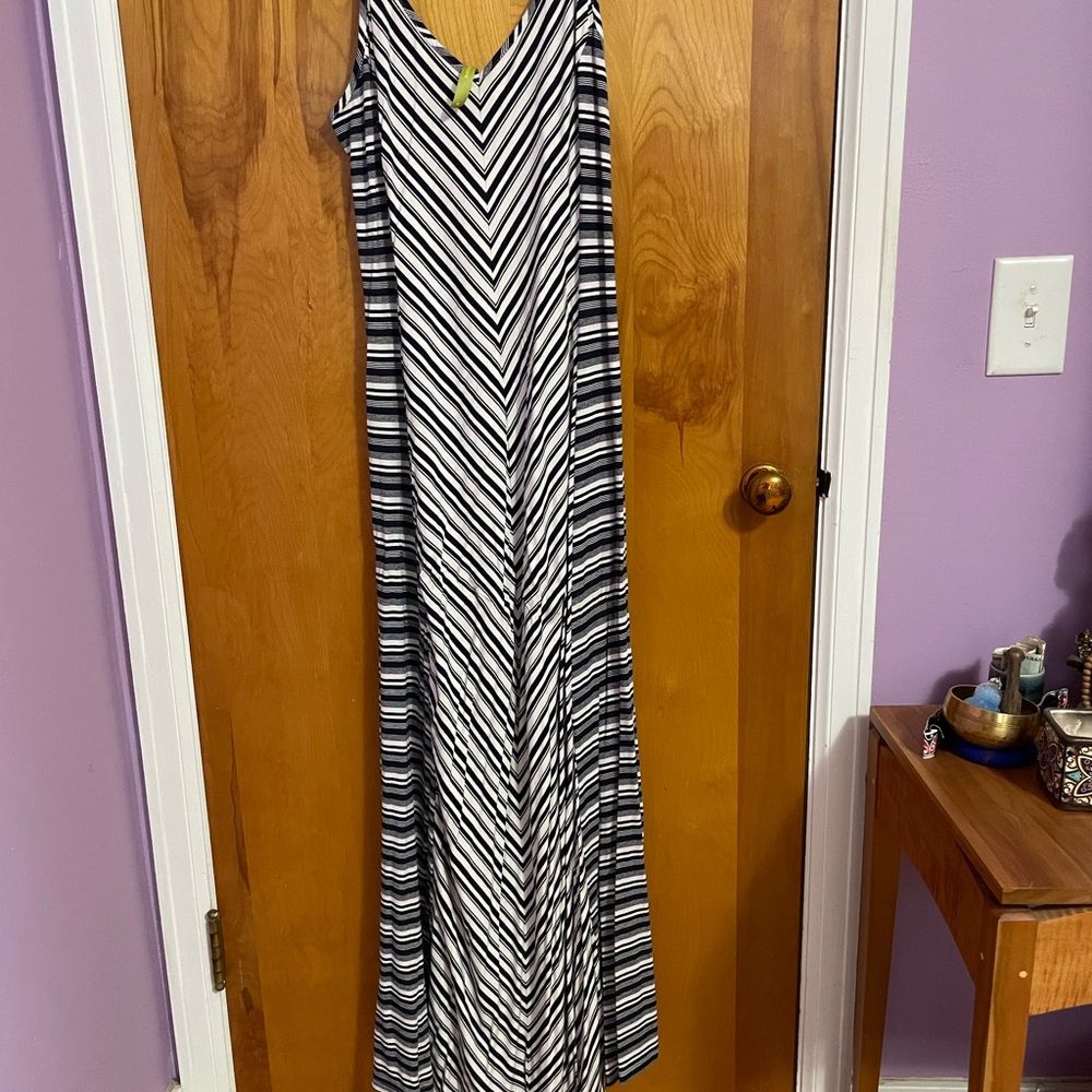Green Dragon White and Blue Sleeveless V-neck Sundress